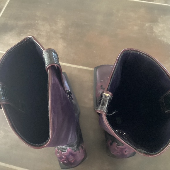 Arnold Churgin purple and black boots - Picture 6 of 7